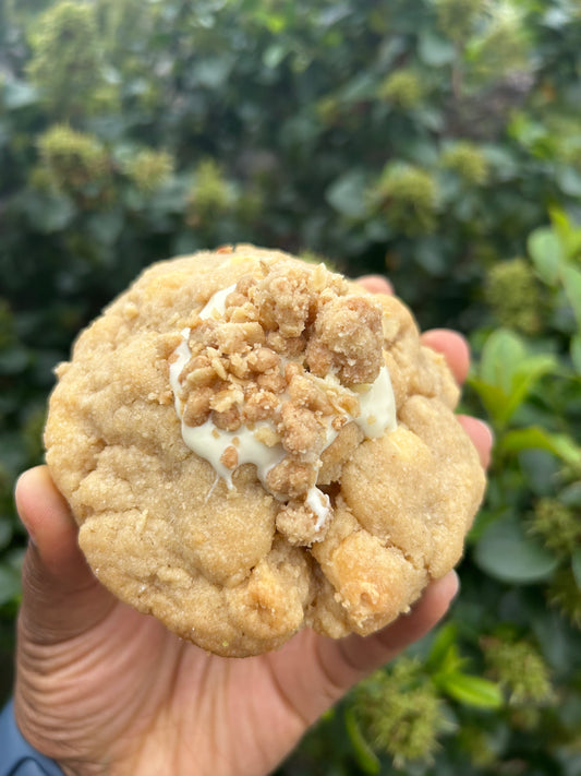 Apple Crumble Cookie